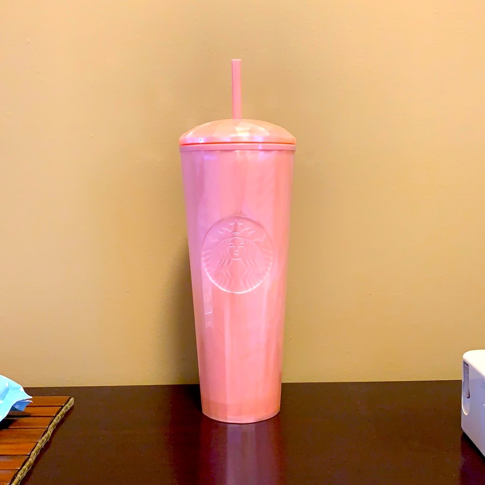 Starbucks Pink 2021 venti 20 oz